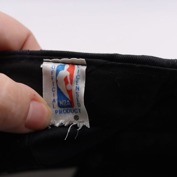 G.C.C. Vintage Chicago Bulls Y2K Snap back Hat Cap NBA OS - Picture 9 of 10